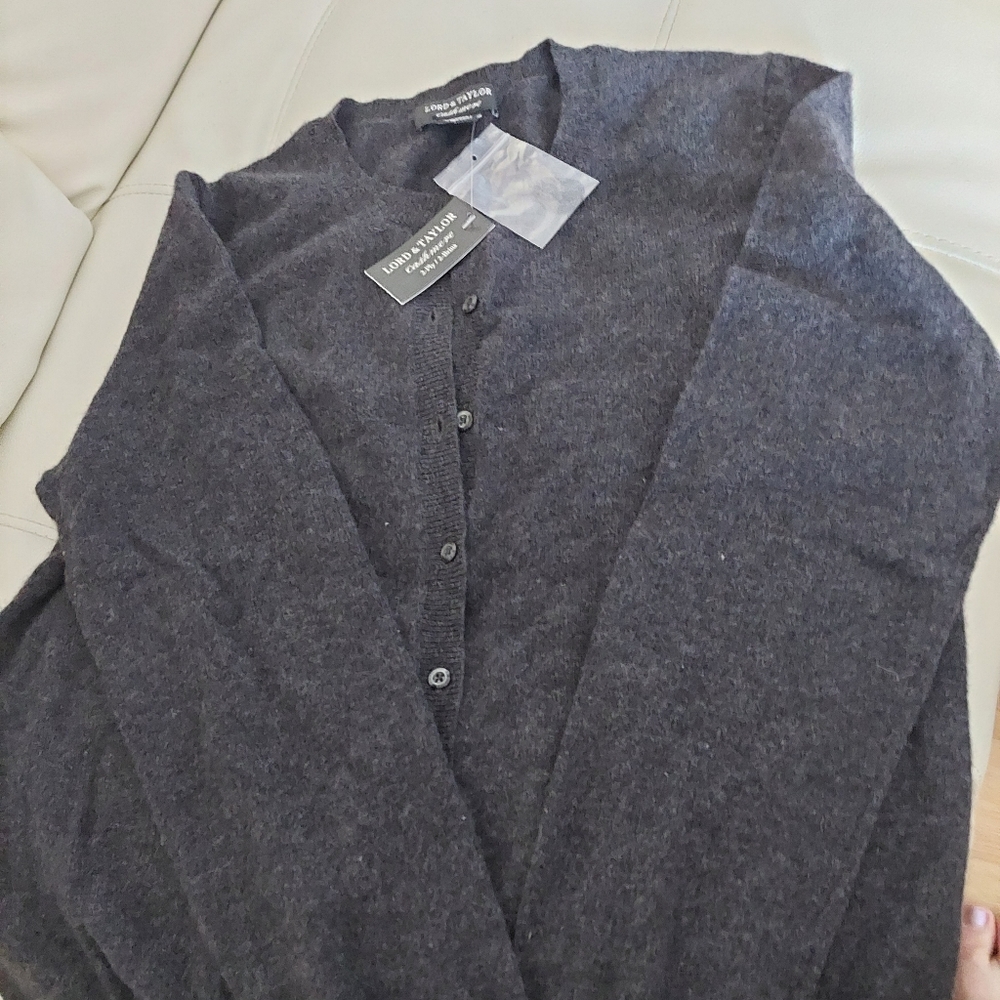 New Lord & Taylor 2 ply cashmere cardigan sweater